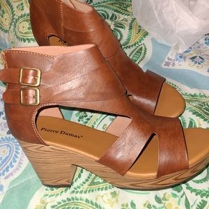 Brown wedge sandal size 11